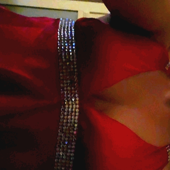 Beautiful rich red blouse with fake diamonds - Picture 3 of 4